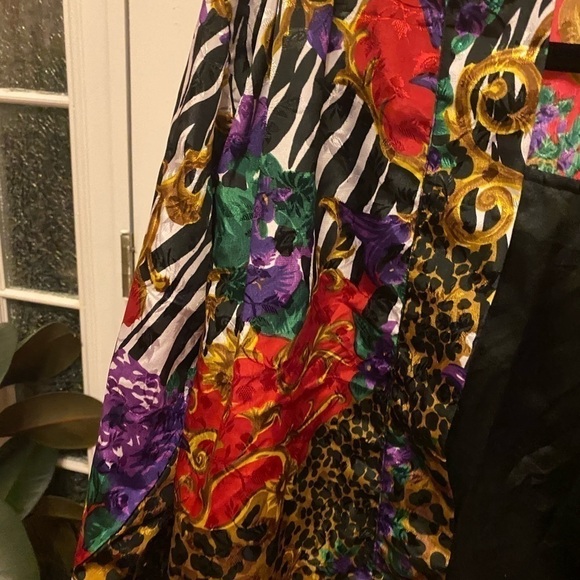 Winlar MIXED ANIMAL PRINT JACKET - Picture 2 of 5